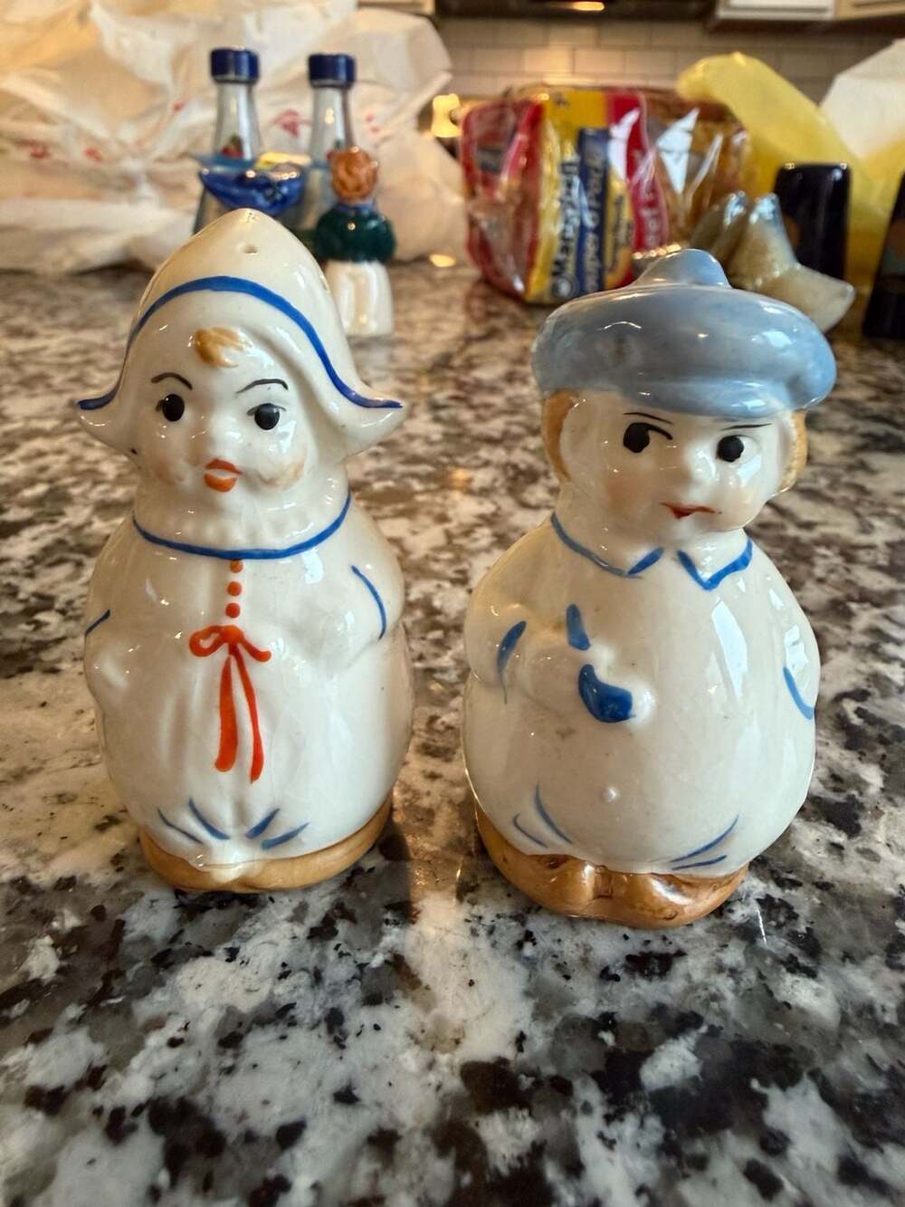 Vintage Ceramic Dutch Boy and Girl Salt and Pepper Shakers Japan